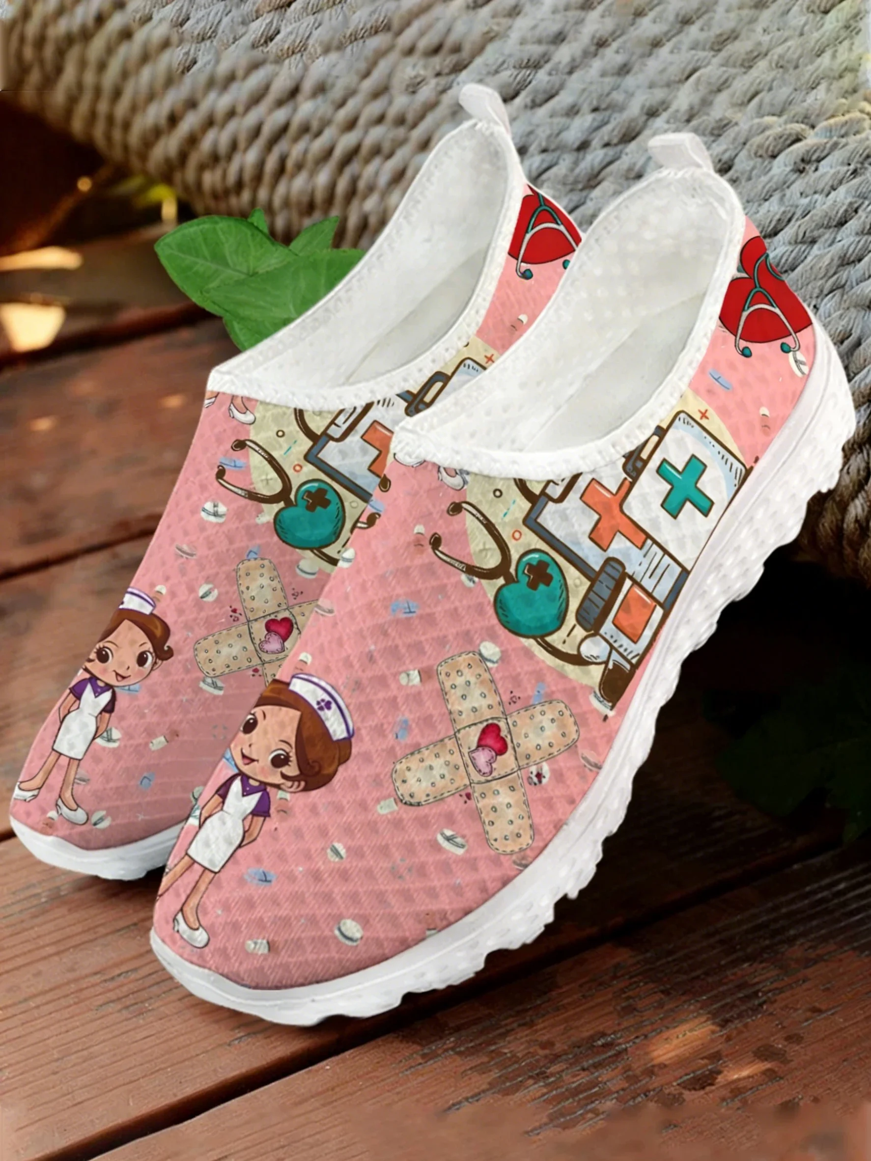 귀여운 간호사 의사 의료 프린트 메쉬 고품질 스니커즈  - Women Shoes Tennis 리뷰 및 가격